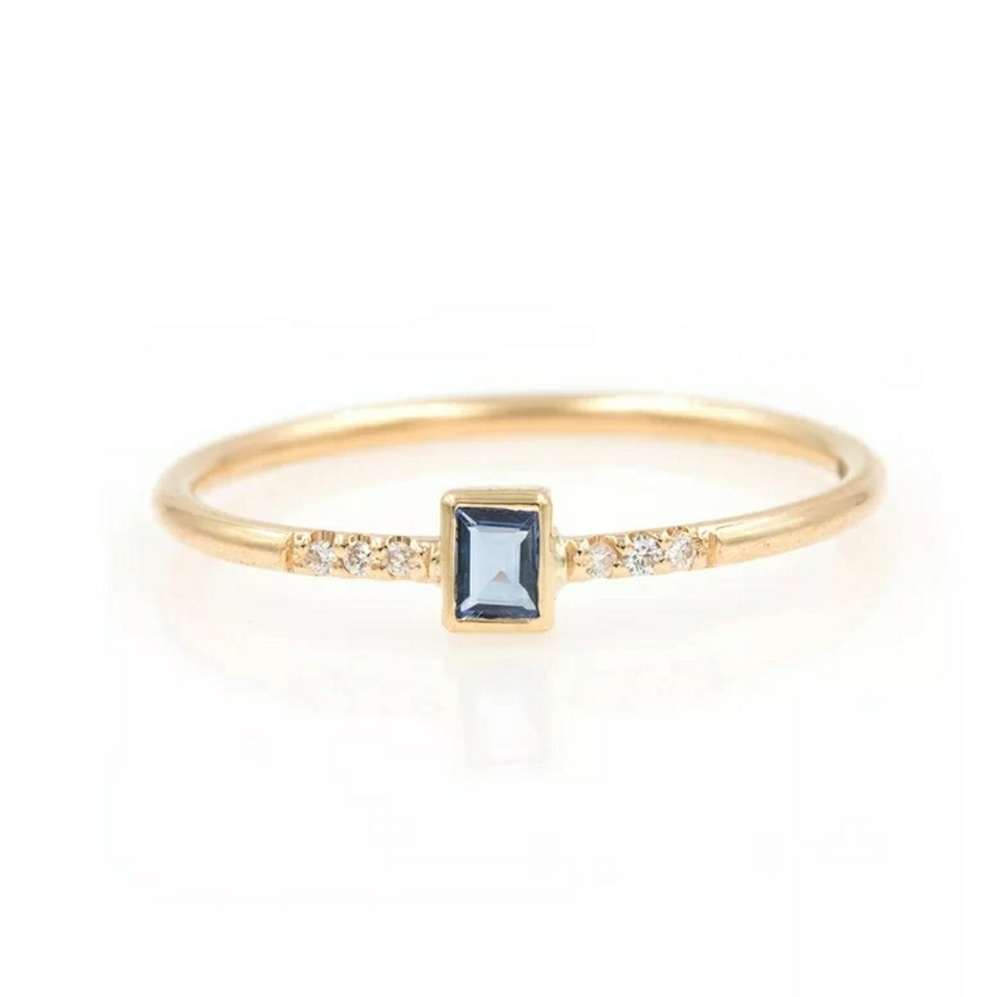 🆕 Beautiful micro gold and blue ring